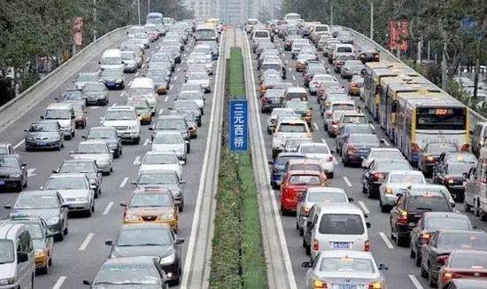 深圳激光打標(biāo)機(jī)民升激光開工了